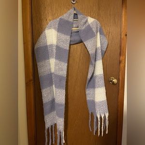 Old Navy Scarf